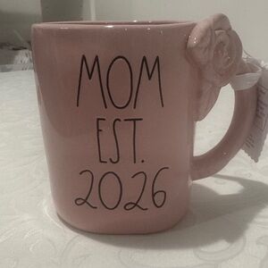 🍼Rae Dunn Pink 'MOM EST. 2026' Ceramic Mug with Rose Handle